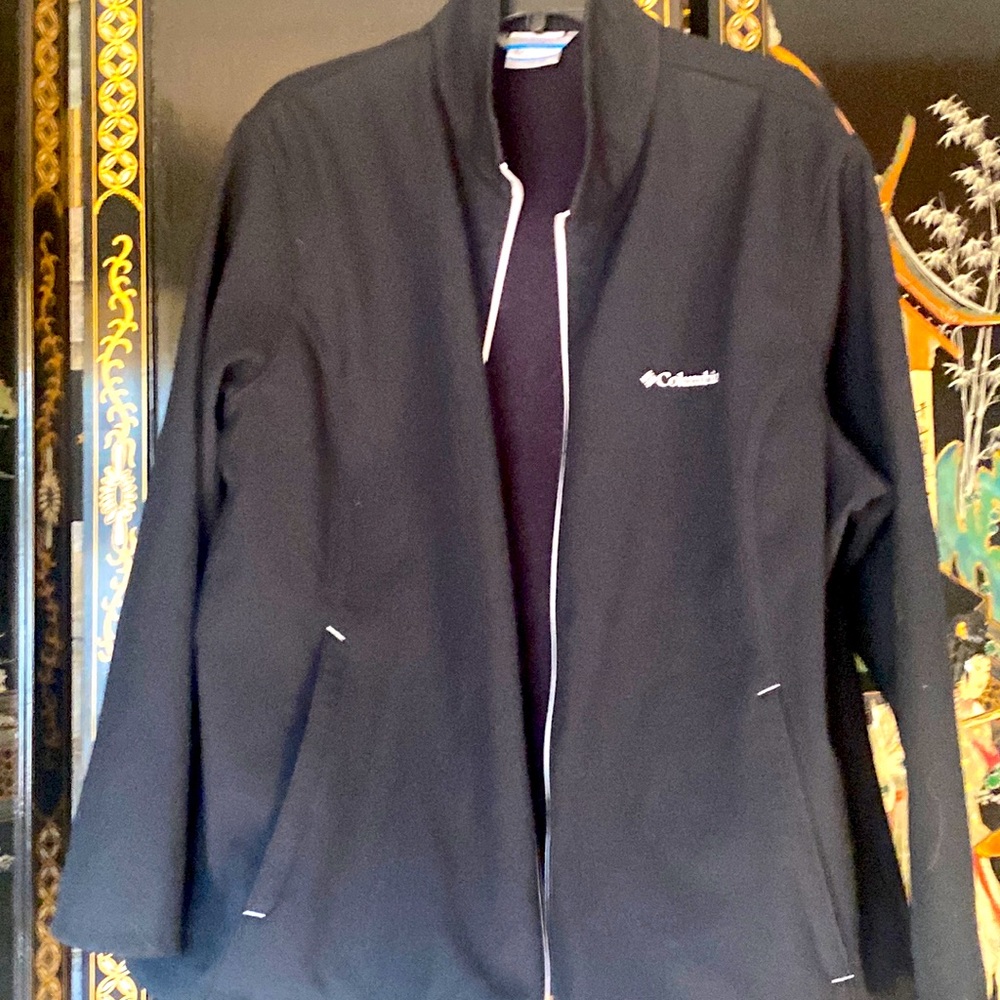 Women’s Columbia jacket